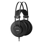 AKG K52